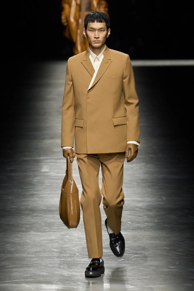 00020-gucci-fall-2024-menswear-credit-gorunway