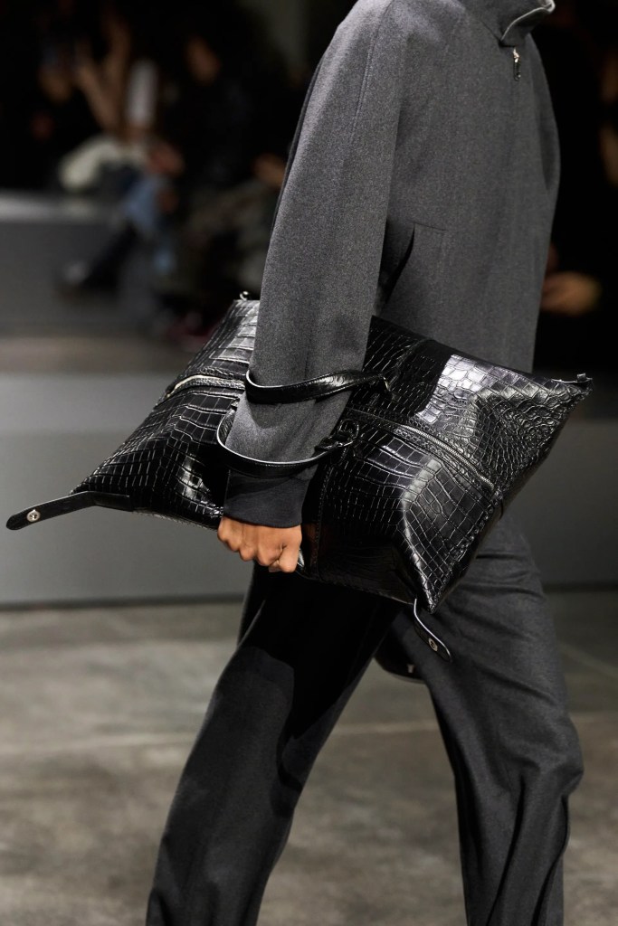 fendi-fall-2024-menswear-details-credit-gorunway
