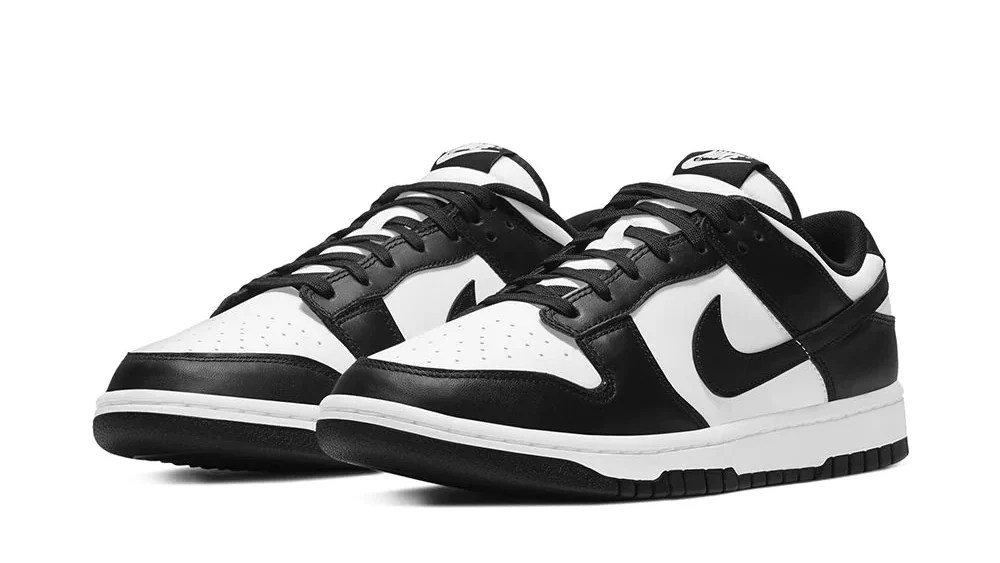Nike-panda-dunk-low-sneakers